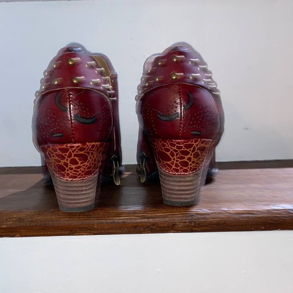 L'Artiste by Spring Step Kacielou Booties. Size 8.5 - Picture 4 of 7